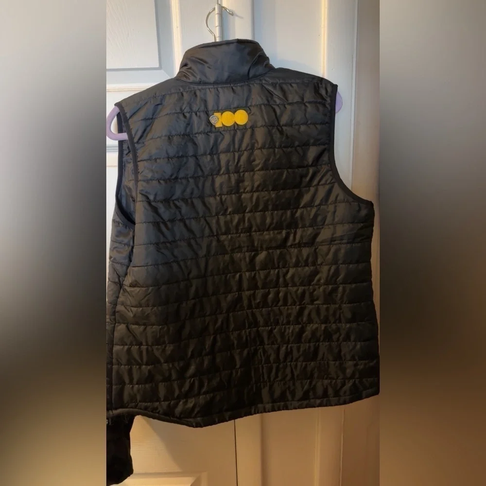 BLACK Warner Bros. Discovery Port Authority Puffer Vest